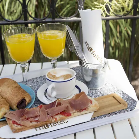 Mr Hotelet De La Racona & Hotel