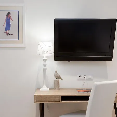 Mr Hotelet De La Racona & Hotel 3*